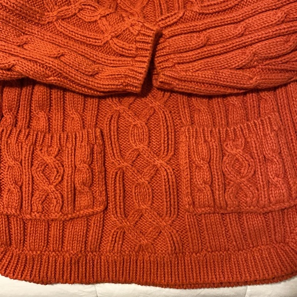 Pure Handknit Sweater - Picture 2 of 4